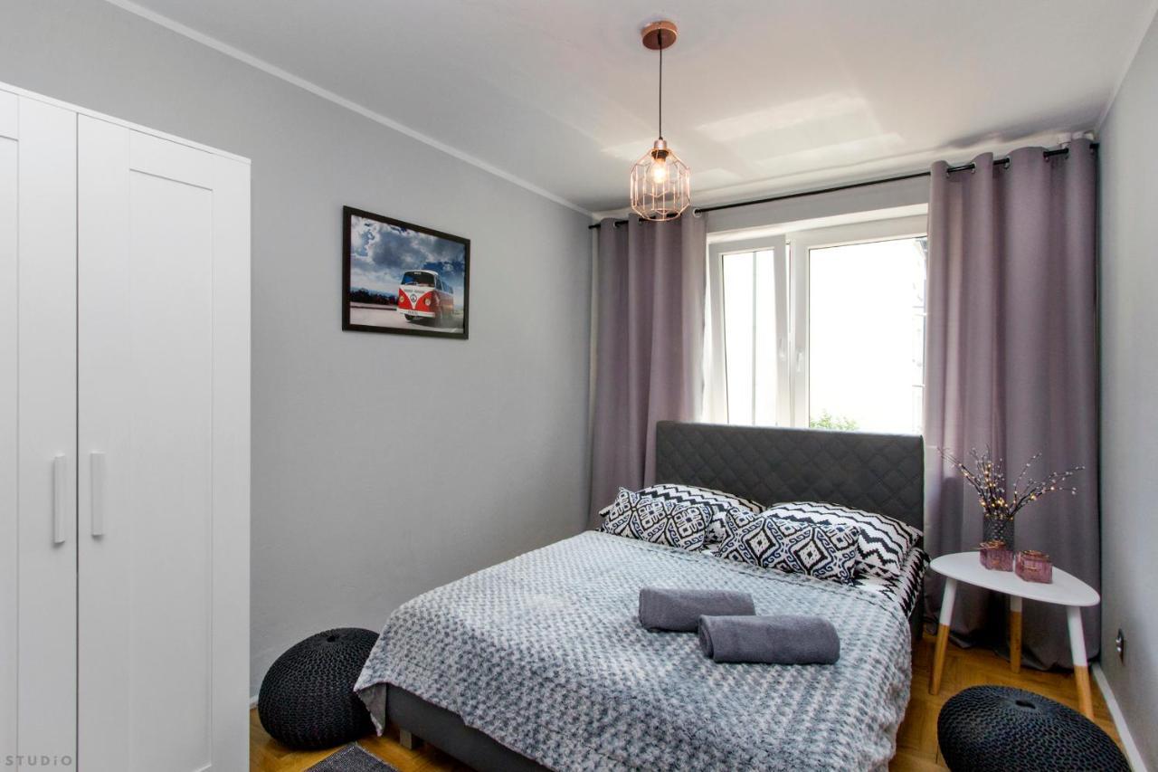 Clicktheflat Hoza Street Apart Rooms Варшава Екстериор снимка